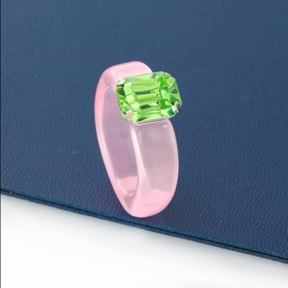 PINK RETRO ACRYLIC RING SIMULATED PINK STONE 6.25